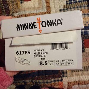 Minnetonka Kelsea hard sole shoe